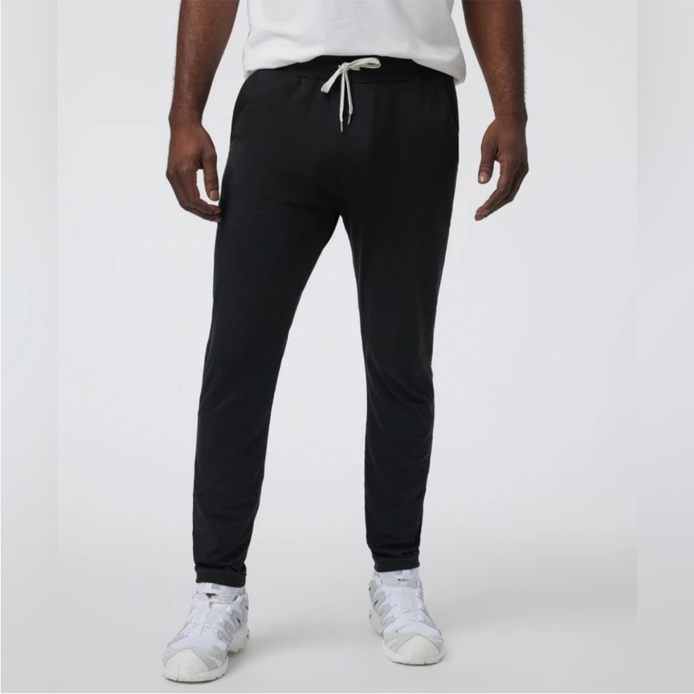 Vuori Ponto Performance Pant Black
Size Medium